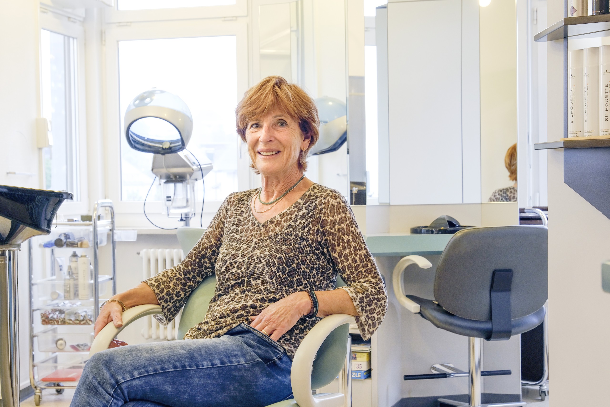 Brigitte Rügge in ihrem Coiffeursalon an der Arboner Bahnhofstrasse.