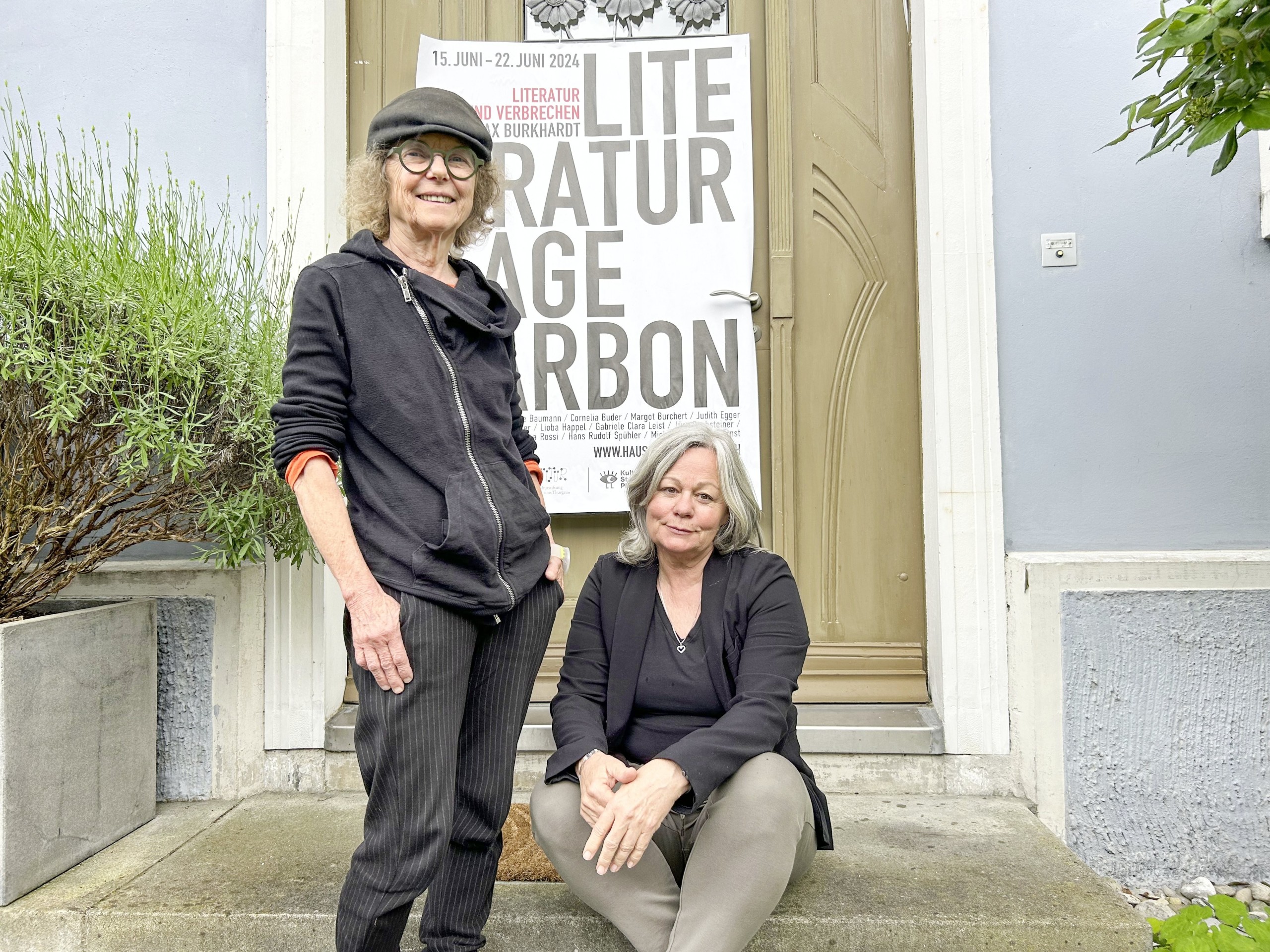 Sie veranstalten die Arboner Literaturtage: Andrea Gerster (l.) und Ruth Erat.
