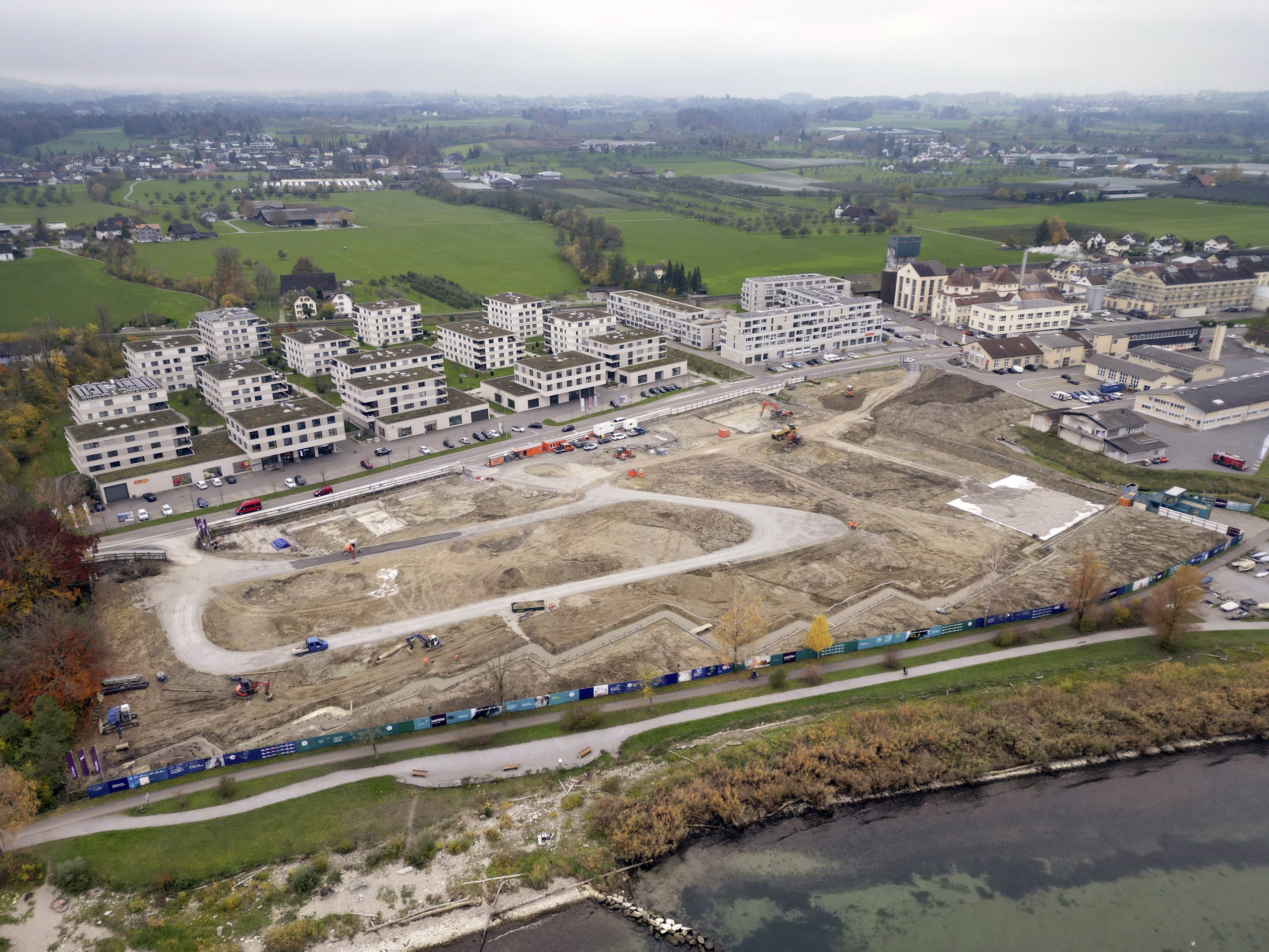 Die Untergrundarbeiten auf dem «Arrivée»-Areal laufen nach Plan.