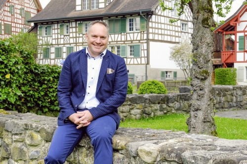 Andreas Albrecht – Jahrgang 1977 – parteilos – dipl. Betriebswirtschafter – wohnhaft in Roggwil